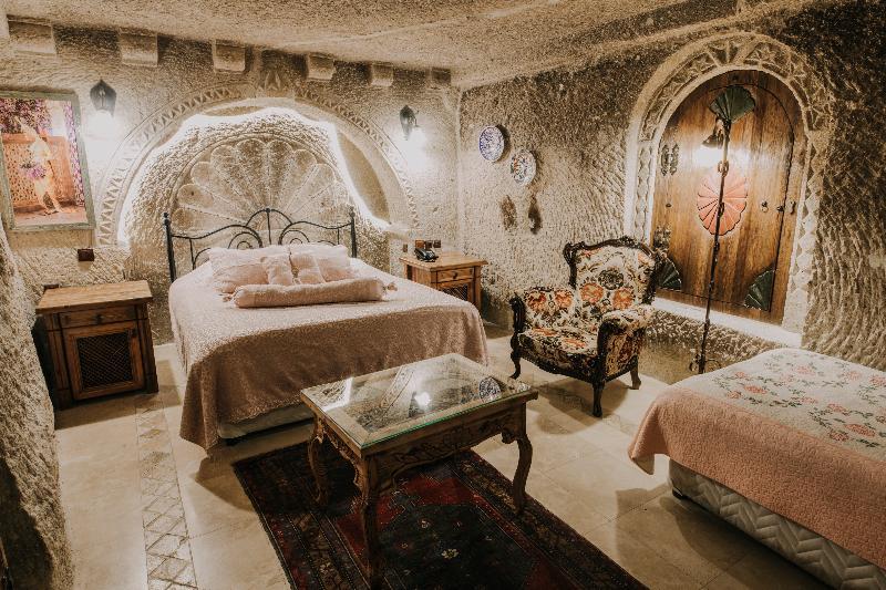 Holiday Cave Hotel 格雷梅 外观 照片