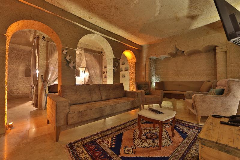 Holiday Cave Hotel 格雷梅 外观 照片