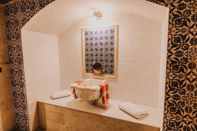 Holiday Cave Hotel 格雷梅 外观 照片