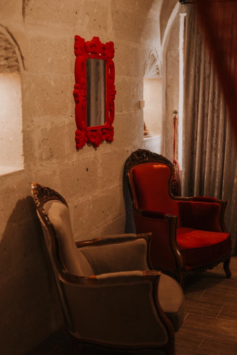 Holiday Cave Hotel 格雷梅 外观 照片