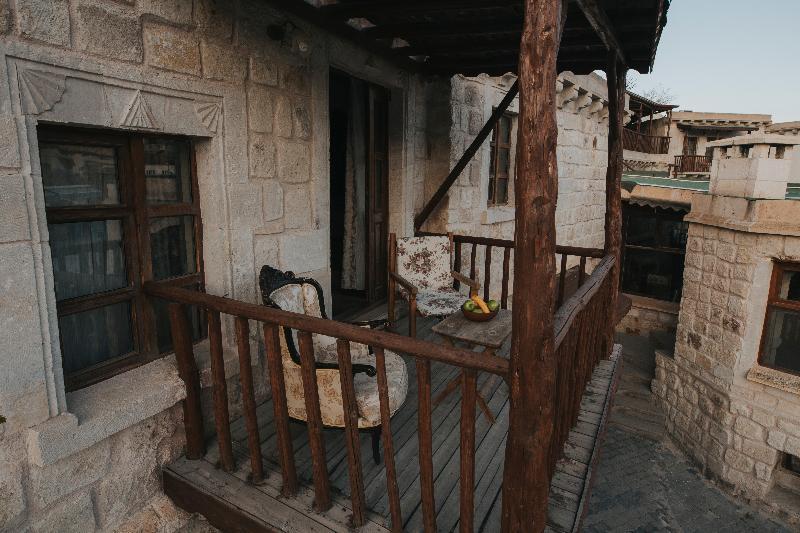 Holiday Cave Hotel 格雷梅 外观 照片